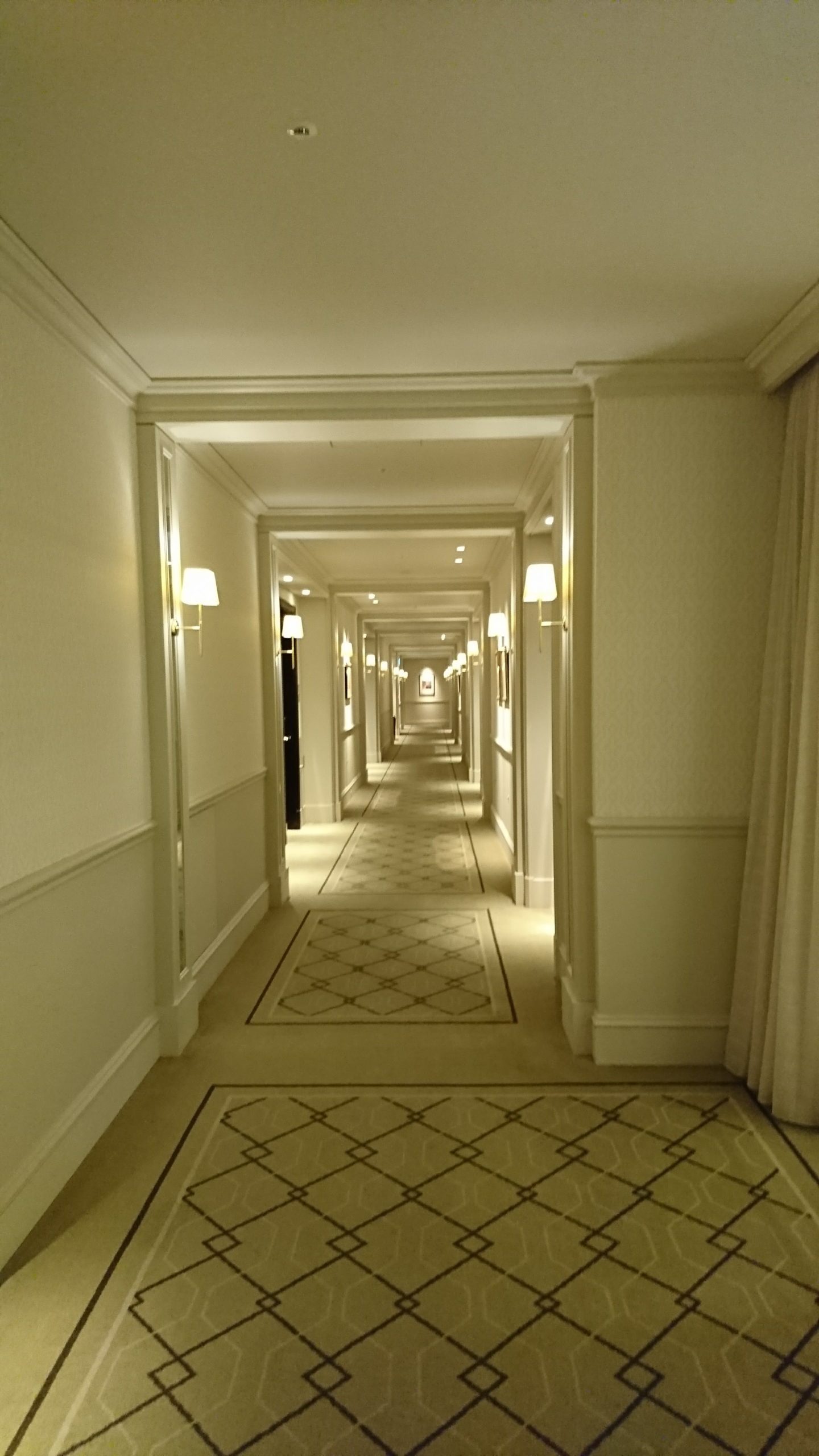 The corridor of Tokyo Station Hotel